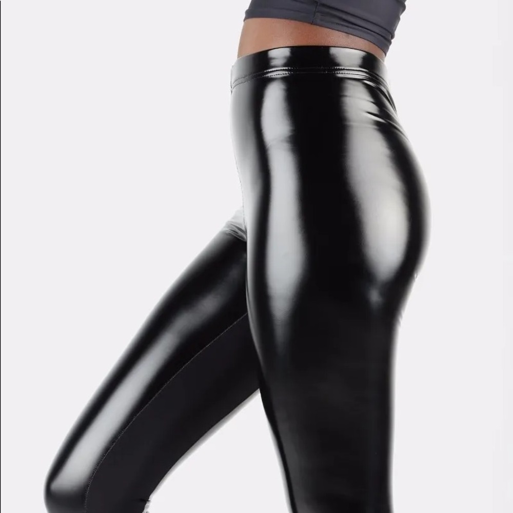 Blackmilk - New Slicks Leggings - NWT